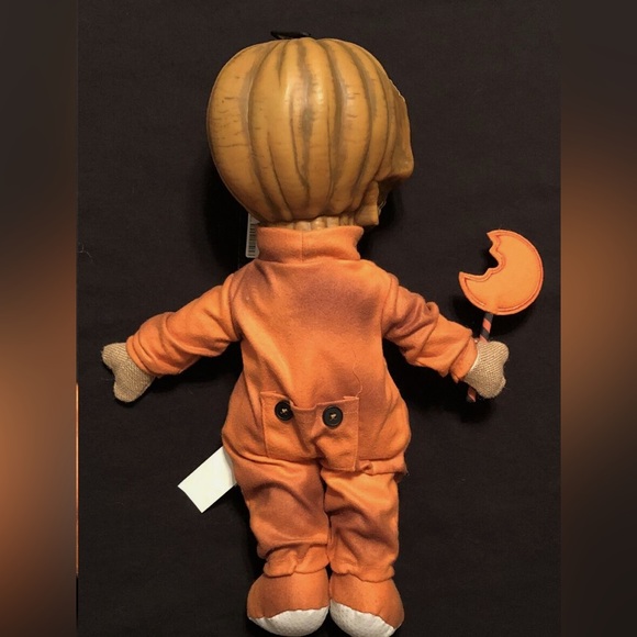 Spirit Halloween Trick 'R Treat Unmasked Sam Plush NWT - Picture 13 of 14